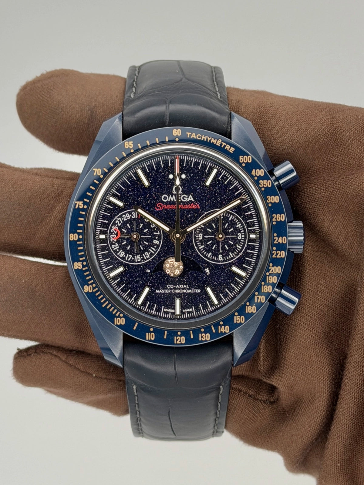 2025 Omega Speedmaster Moonwatch Co-Axial Master Chronometer Moonphase Chronograph Blue Side Of The Moon 44.25mm Ceramic 304.93.44.52.03.002