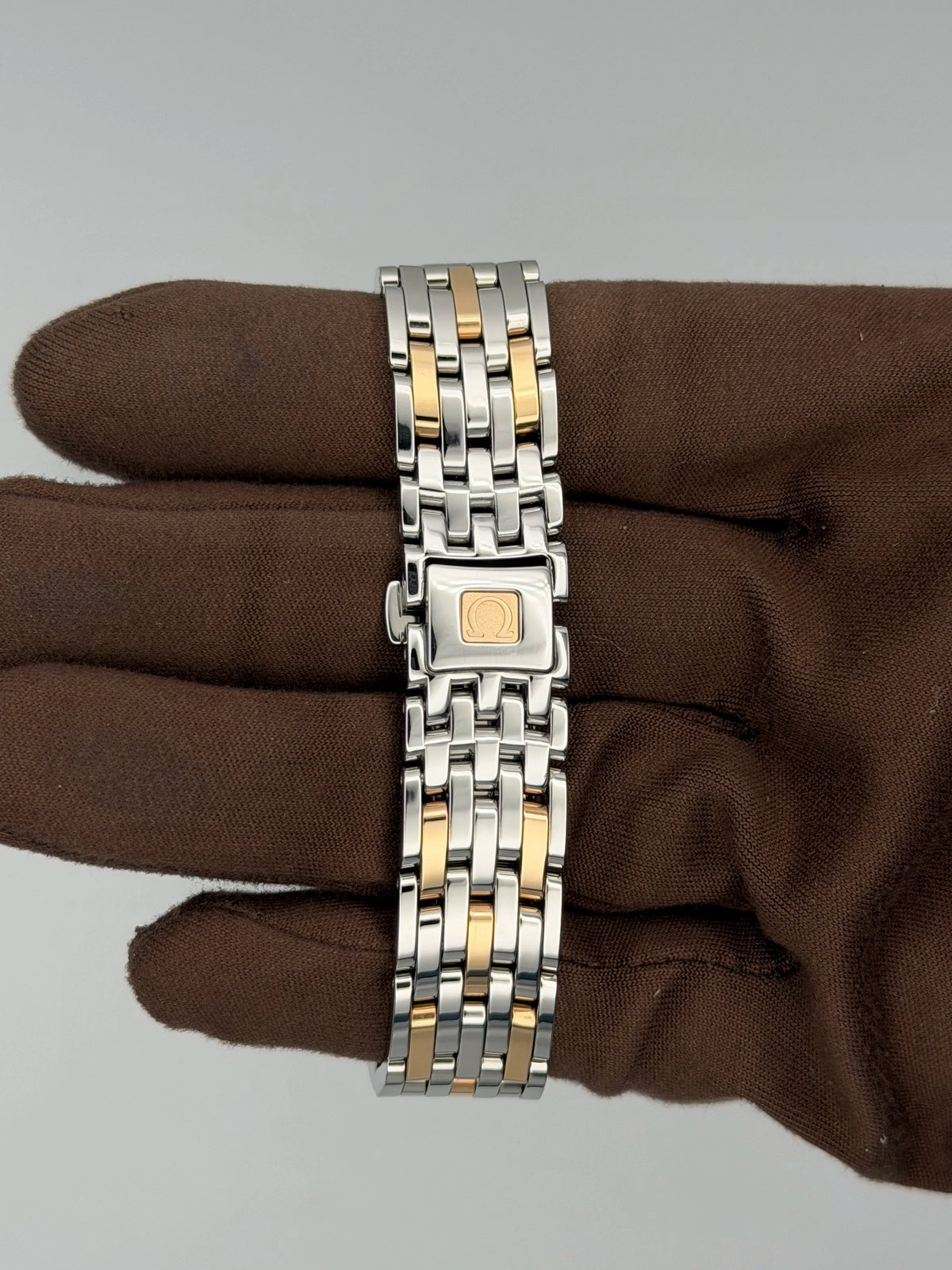 Omega De Ville Prestige Butterfly 424.25.33.60.52.001 — photo 7 of 9