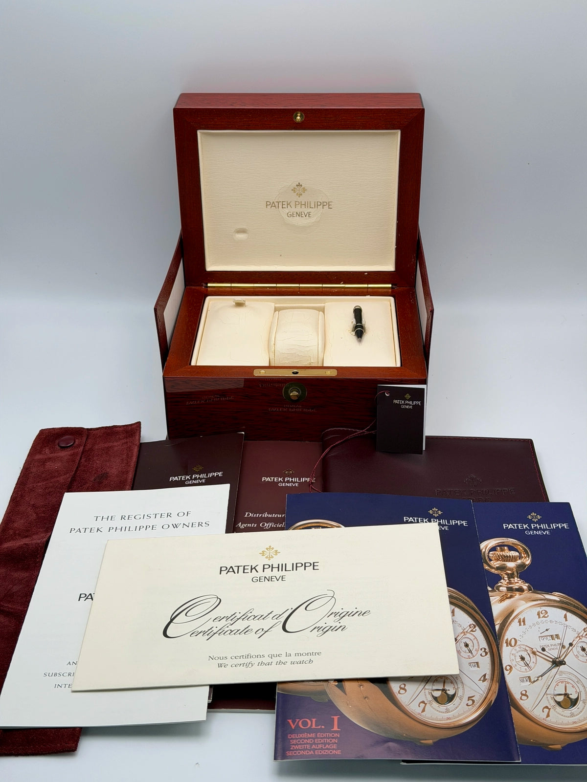 2001 Patek Philippe Annual Calender 37mm White Gold 5035G-027