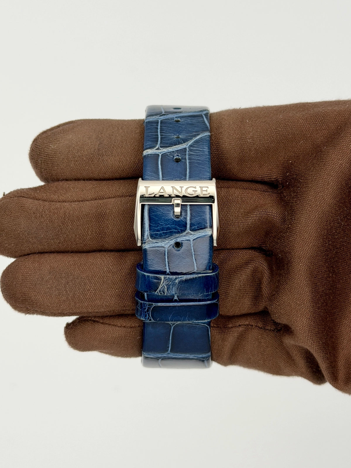 A. Lange & Söhne Saxonia Thin 205.086 — photo 7 of 8