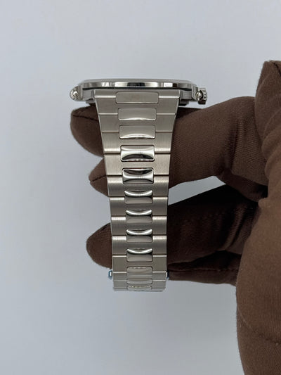 2026 Patek Philippe Nautilus - Date - Sweep Seconds 41mm White Gold 5811/1G-001