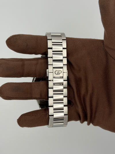 2023 Girard-Perregaux Laureato 42mm Stainless Steel 81010-11-431-11A