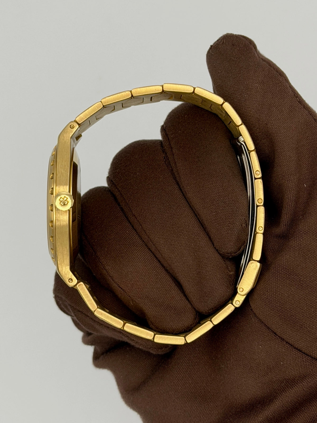 1982 Vacheron Constantin 222 34mm Yellow Gold 46003