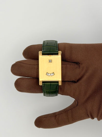 2025 Cartier Tank à Guichets 38mm Yellow Gold WGTA0234