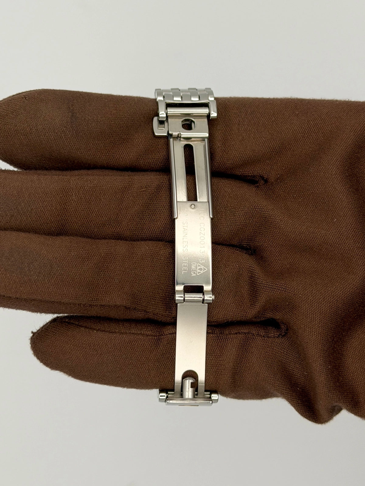 Omega De Ville Prestige Butterfly 424.25.27.60.52.001 — photo 8 of 9