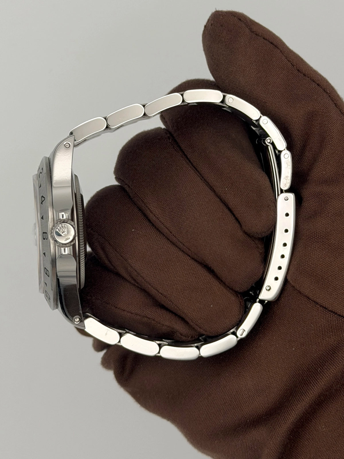 1992 Rolex Explorer II Panna Cream Full Set with original receipt 40mm Stainless Steel 16570