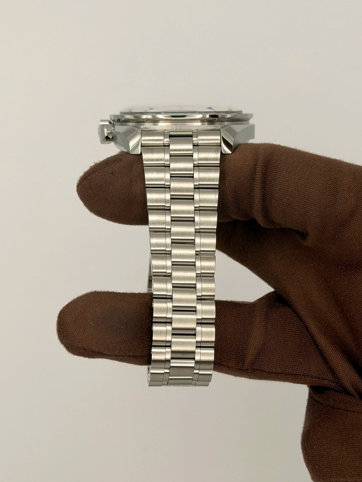 2026 Omega Speedmaster Moonwatch Professional Co-Axial Master Chronometer Chronograph 42mm Stainless Steel 310.30.42.50.01.001