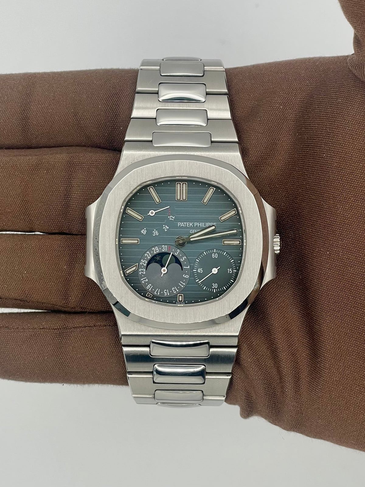 2006 Patek Philippe Nautilus Moonphase 40mm Stainless Steel 3712/1A-001