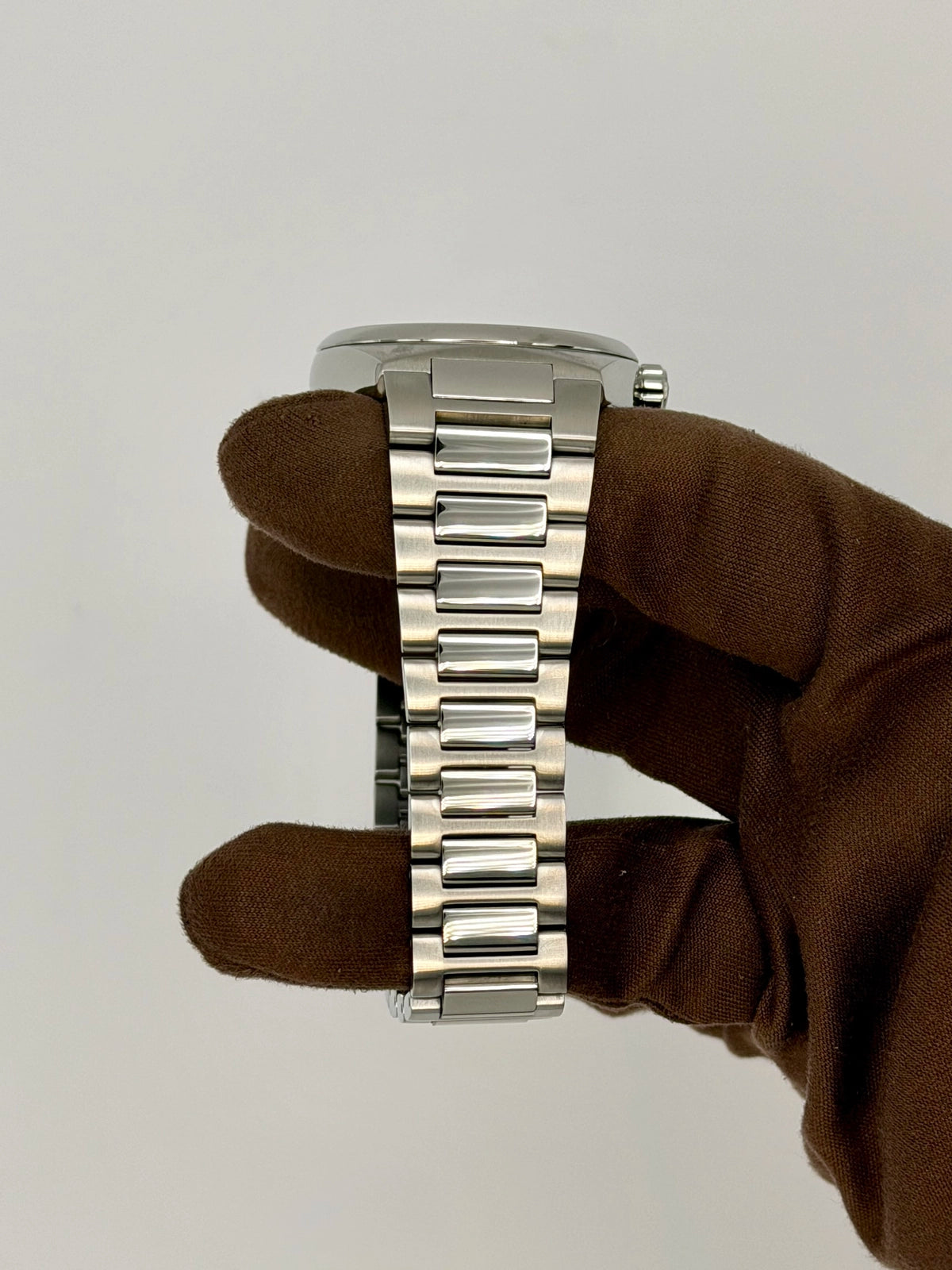 Frederique Constant Highlife Ladies Automatic Heart Beat FC-310SD2NH6B — photo 5 of 9