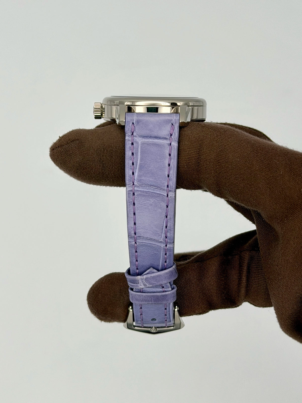 Patek Philippe Calatrava 7127G-010 — photo 6 of 8