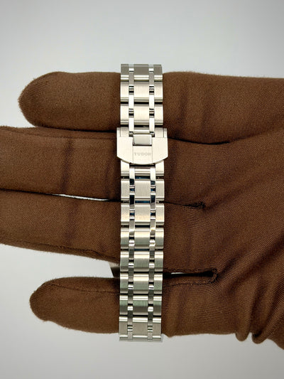 2026 Tudor Royal 28mm Stainless Steel M28300-0004